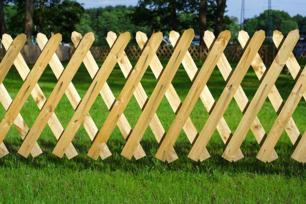 Wood Trellis Fence Service in Alexandria