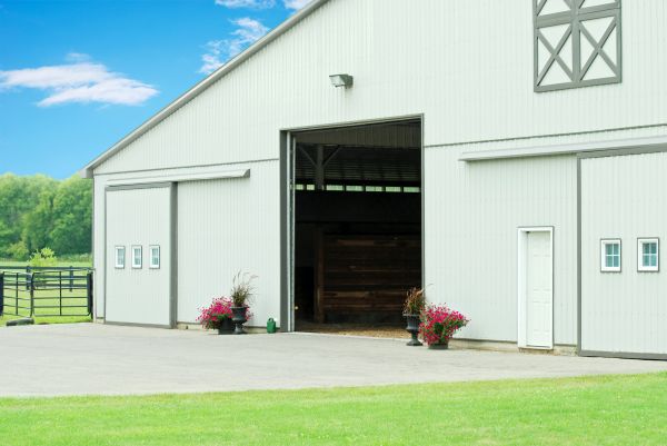 Equestrian Barn Building